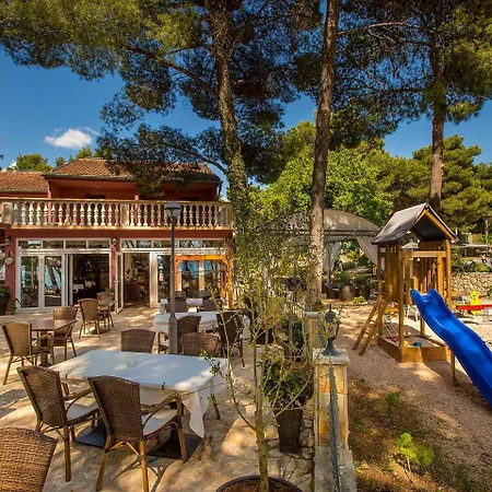 Matilde Beach 4 - Park View *